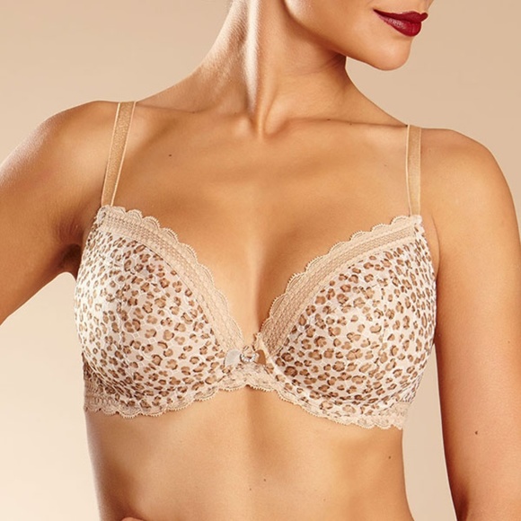 Chantelle Intimates & Sleepwear New Chantelle C Chic Sexy Plunge